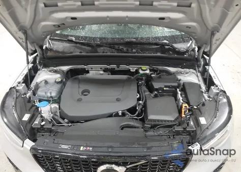 2024 Volvo Xc40 B5 Plus Dark Theme из США, поврежденный, VIN YV4L12UL0R2366601